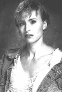 Darlanne Fluegel